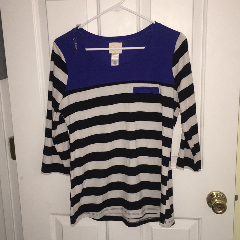 Half sleeve top striped